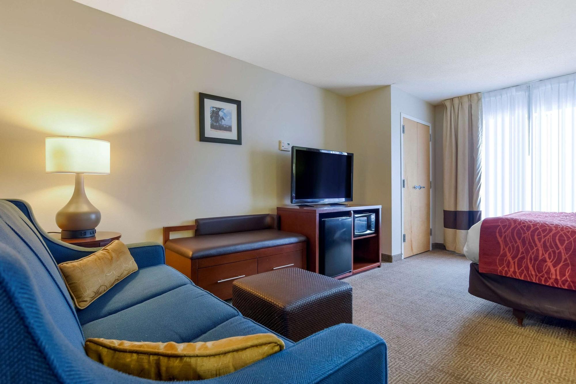 Comfort Suites Fultondale I-65 Near I-22 Екстериор снимка